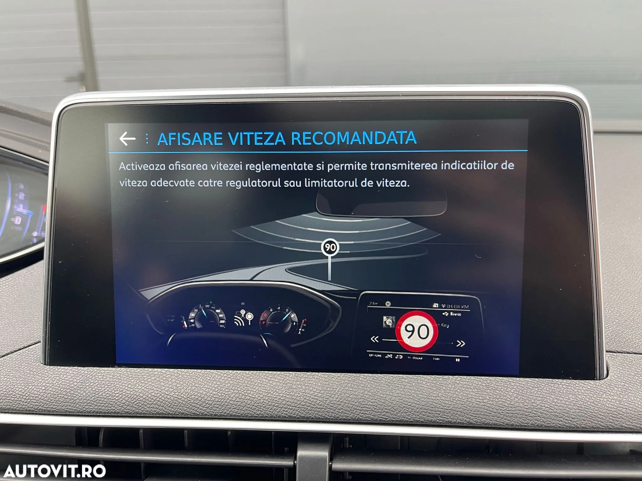 Peugeot 3008 1.2 PureTech Turbo S&S EAT6 GT-Line - 38