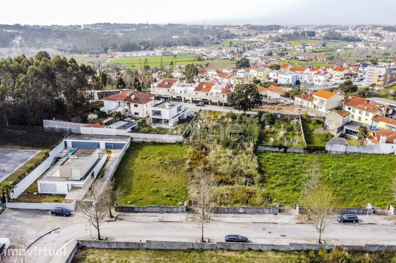 Terreno de 878 m² p/ construção de moradia,Sermonde,Vila Nova de Ga... - Grande imagem: 4/16