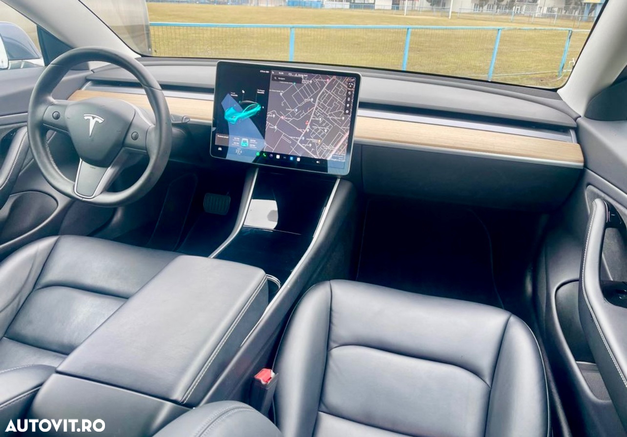 Tesla Model 3 AWD Long Range - 8