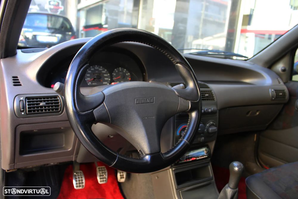 Fiat Punto Sport 16V - 21