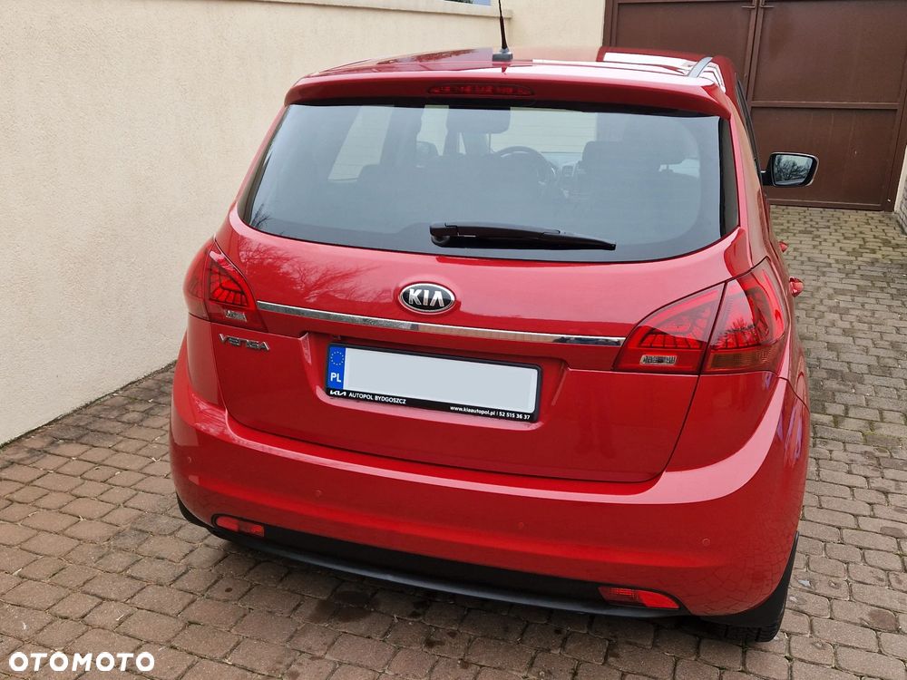 Kia Venga ver-1-6-business-line - 8