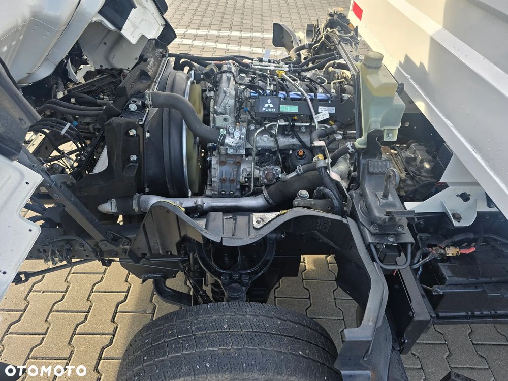 Mitsubishi Fuso canter - 24