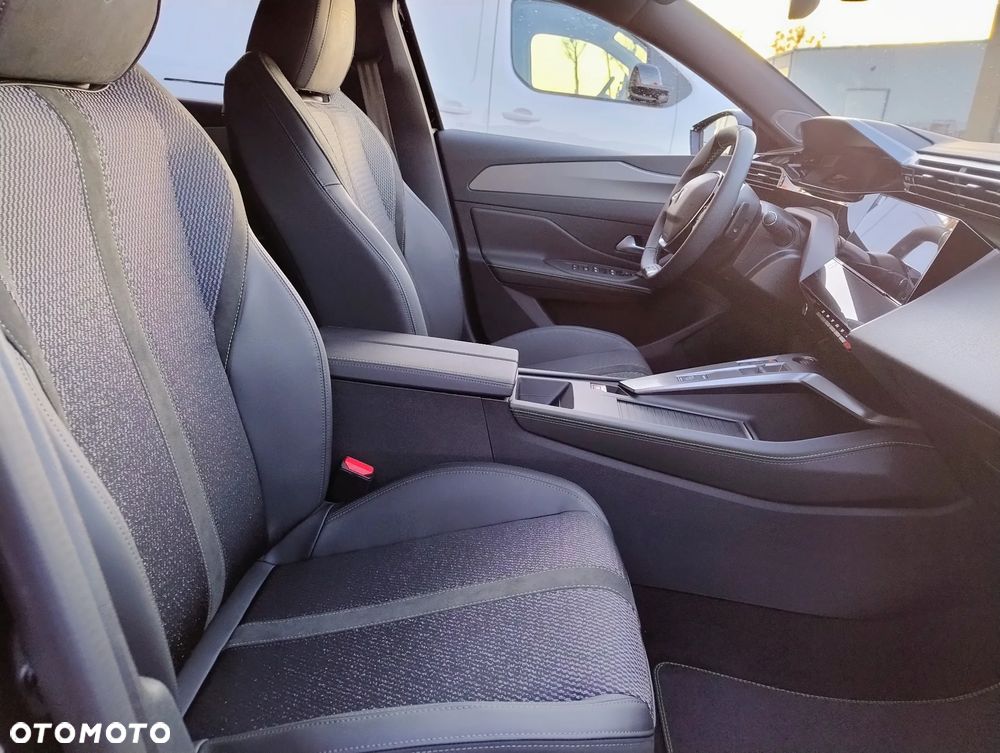 Peugeot 308 1.5 BlueHDi GT S&S EAT8 - 27