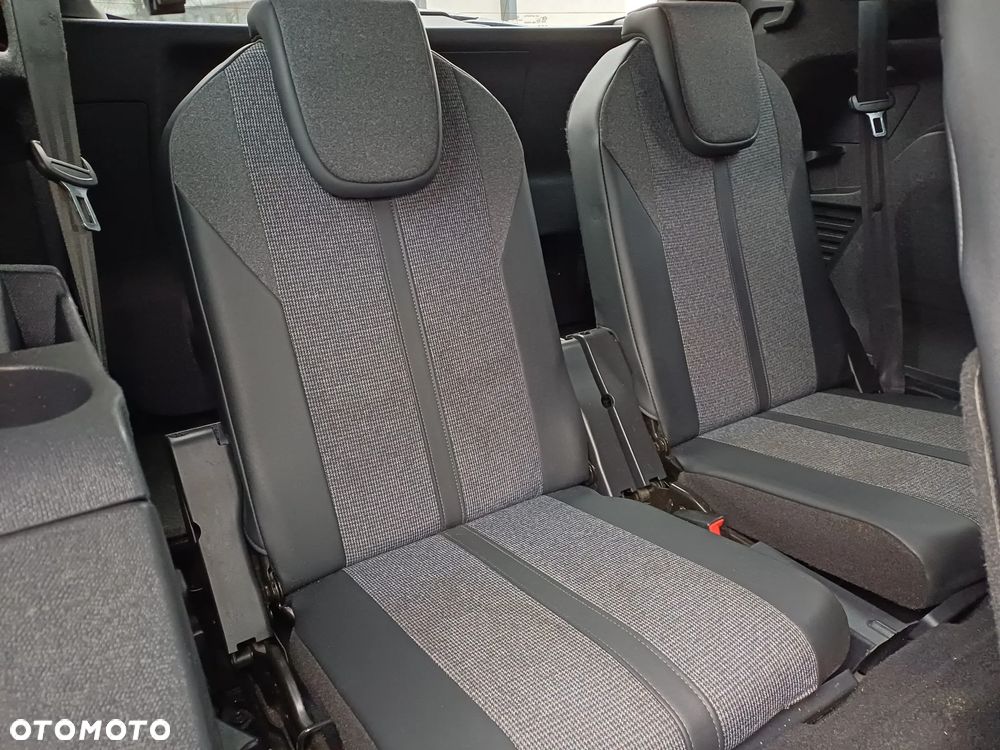 Peugeot 5008 1.2 PureTech Allure S&S - 15