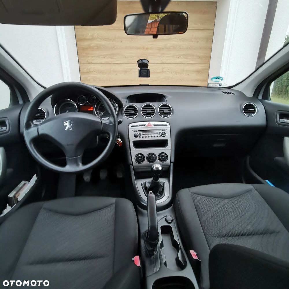 Peugeot 308 1.6 Trendy - 9