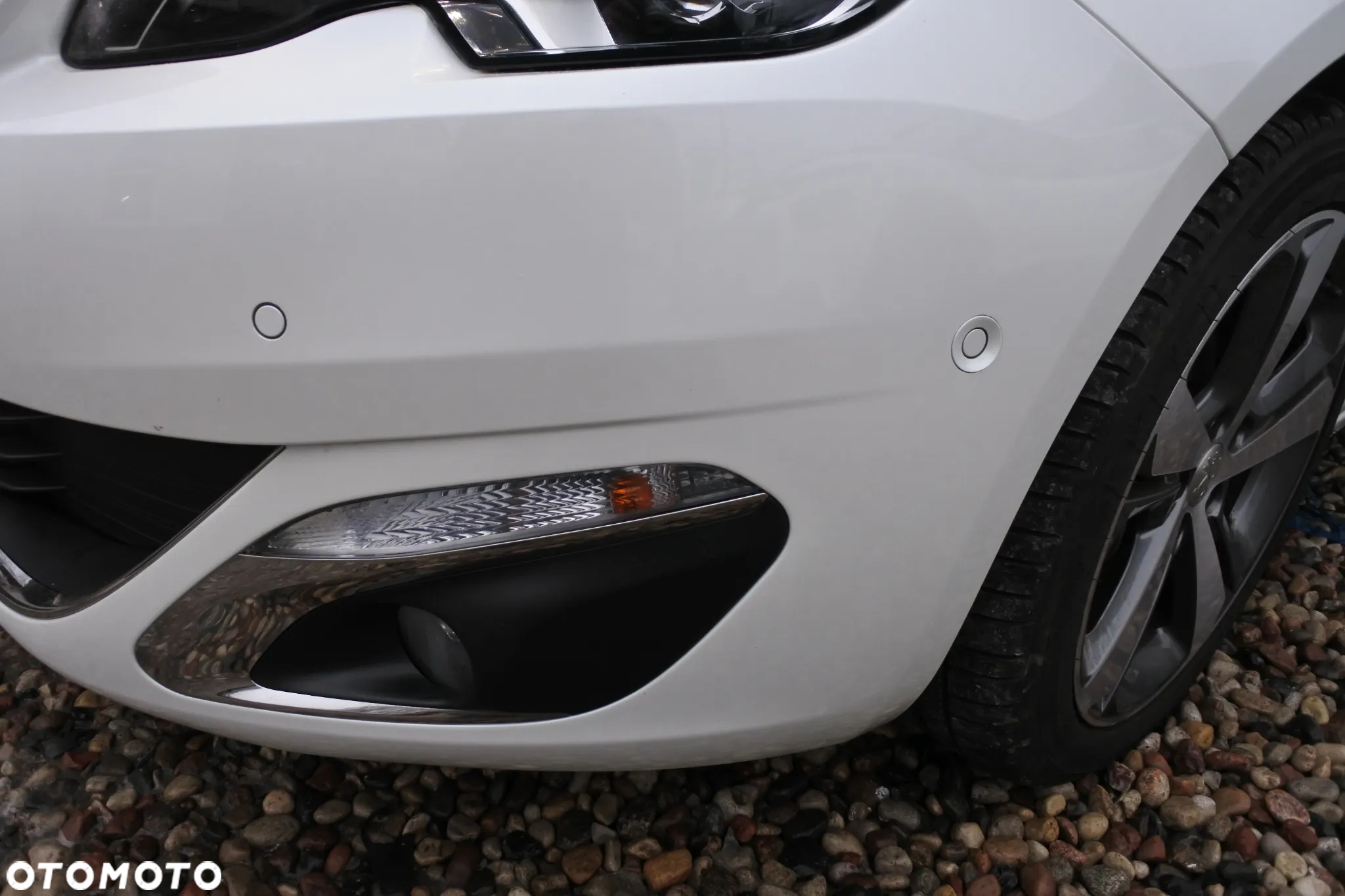 Peugeot 308 PureTech 130 EAT8 Allure - 24
