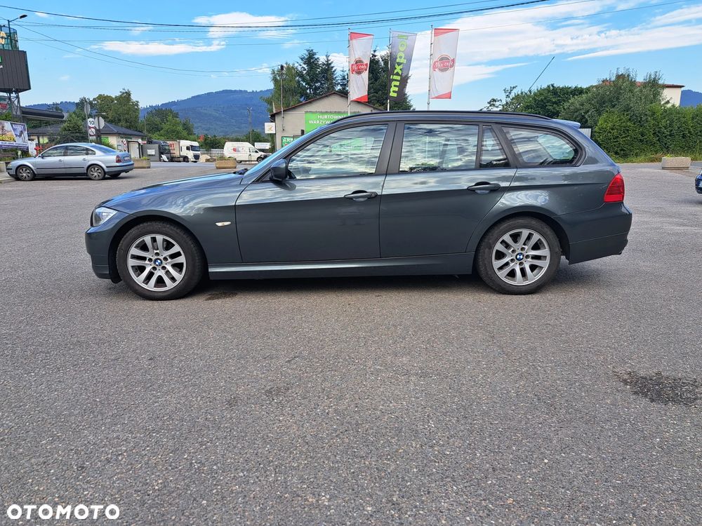 BMW Seria 3 320d xDrive - 3