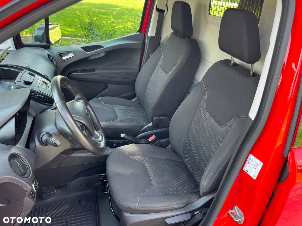 Ford TRANSIT COURIER - 11