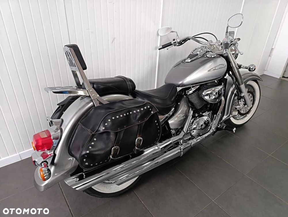 Suzuki VL 800 Volusia - 3