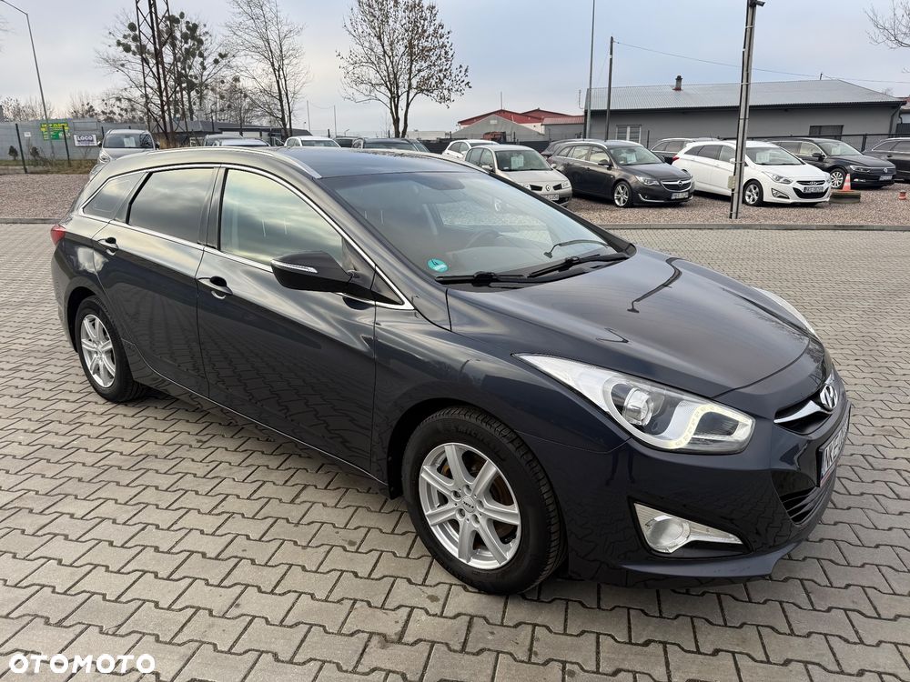 Hyundai i40 Kombi blue 1.6 Classic - 13