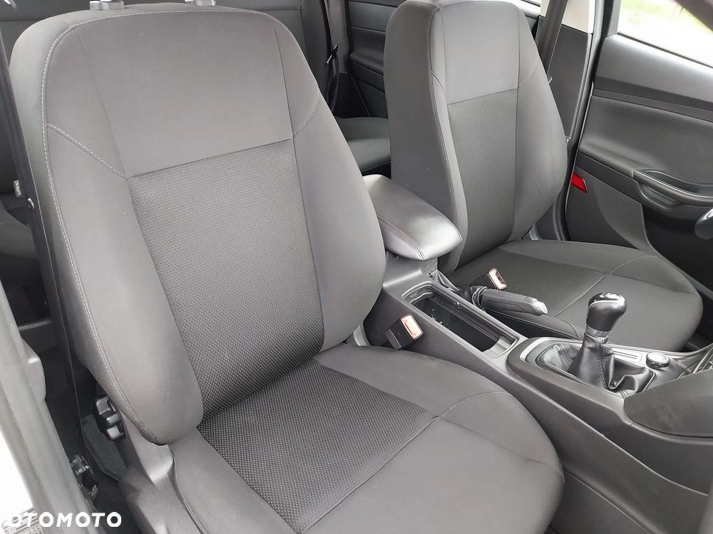 Ford Focus 1.6 Trend - 20