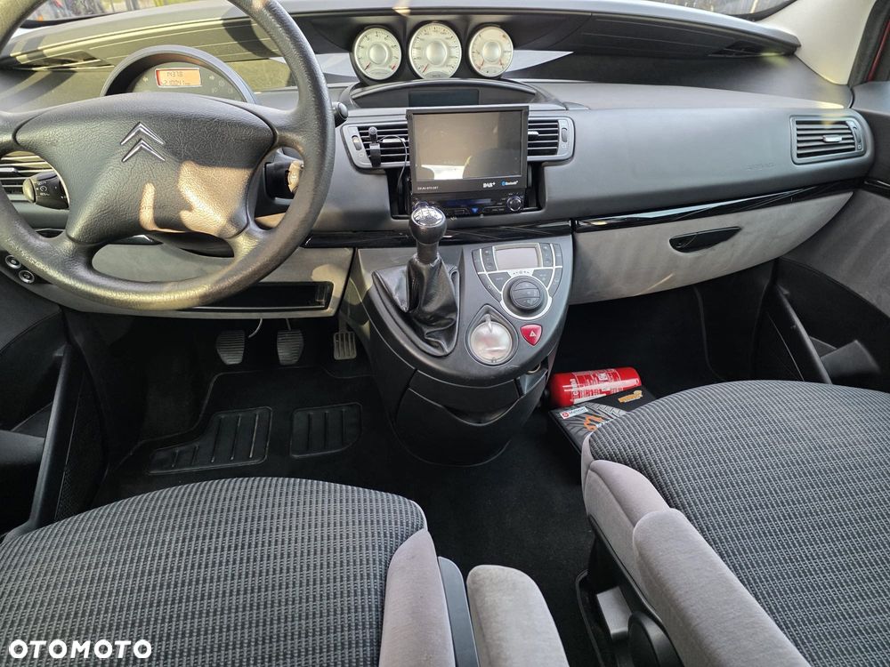 Citroën C8 2.0 16V Exclusive - 5