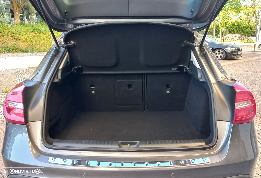 Mercedes-Benz GLA 180 CDI Urban Aut. - 16