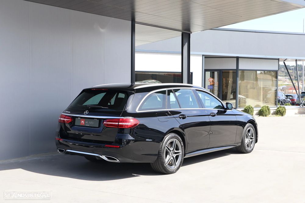 Mercedes-Benz E 300 de AMG Line - 2