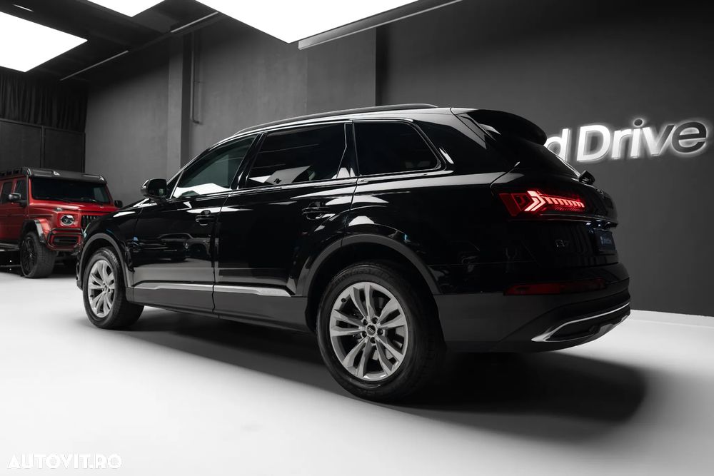 Audi Q7 3.0 55 TFSI quattro Tiptronic MHEV S Line - 8