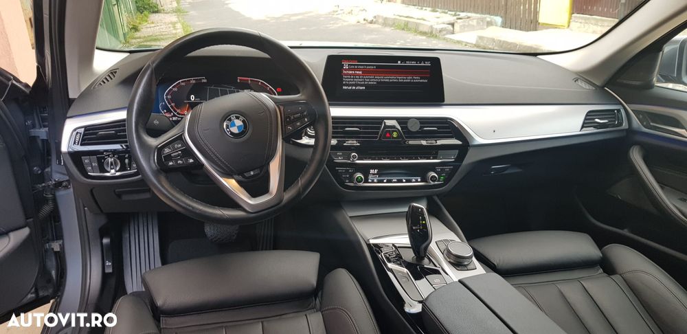 BMW Seria 5 520d AT - 3