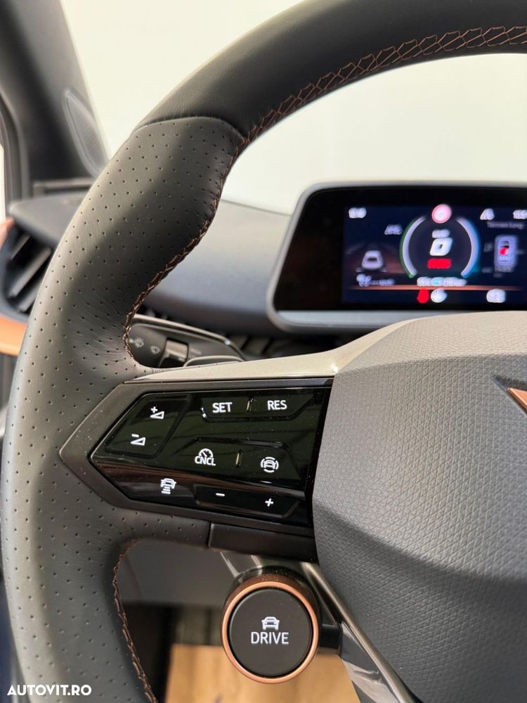 Cupra Tavascan - 10
