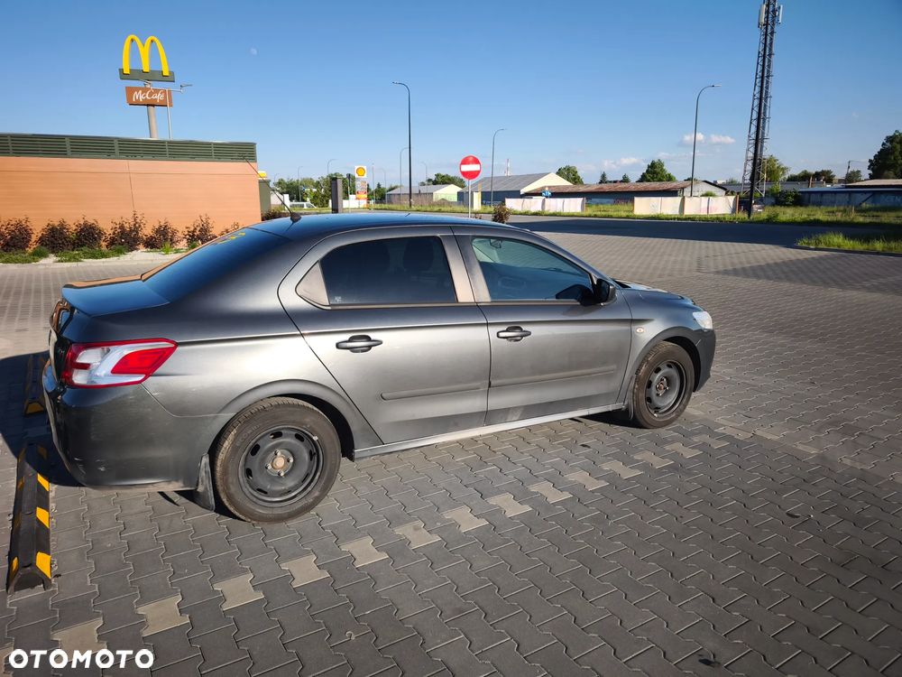 Peugeot 301 1.6 VTi Allure - 12