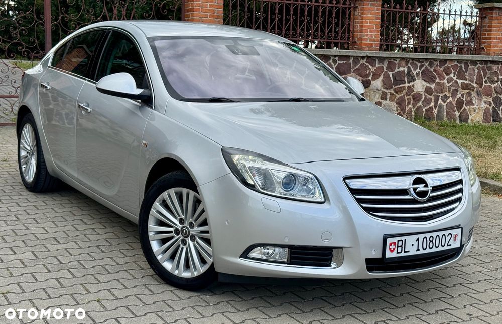 Opel Insignia - 1
