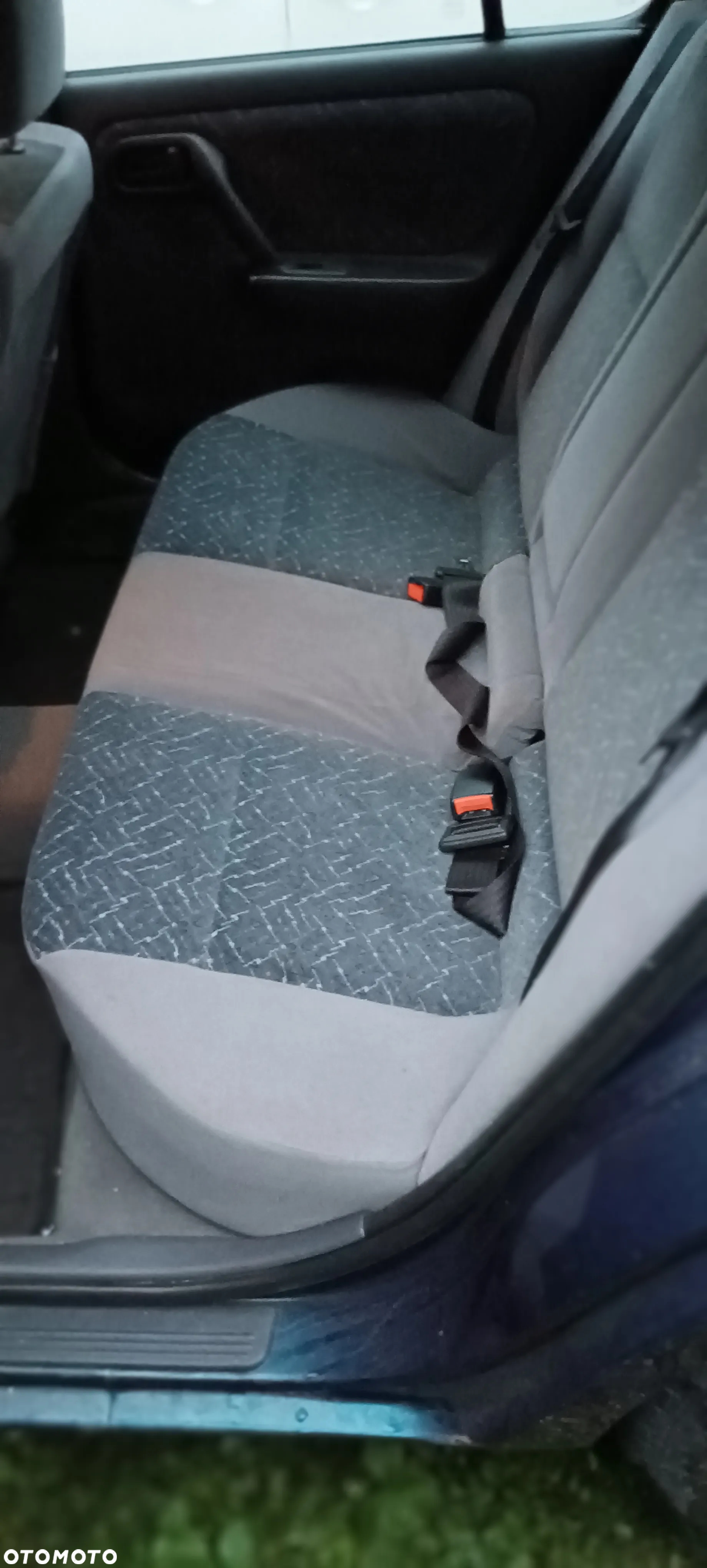 Nissan Primera - 8