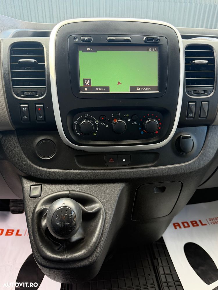 Renault Trafic - 7
