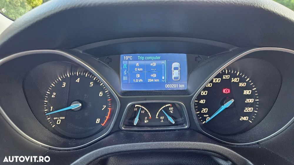 Ford Focus 1.6 Ecoboost Start Stop Titanium - 10