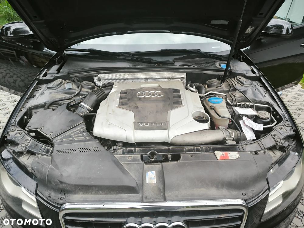 Audi A4 Avant 3.0 TDI DPF quattro tiptronic Ambiente - 14