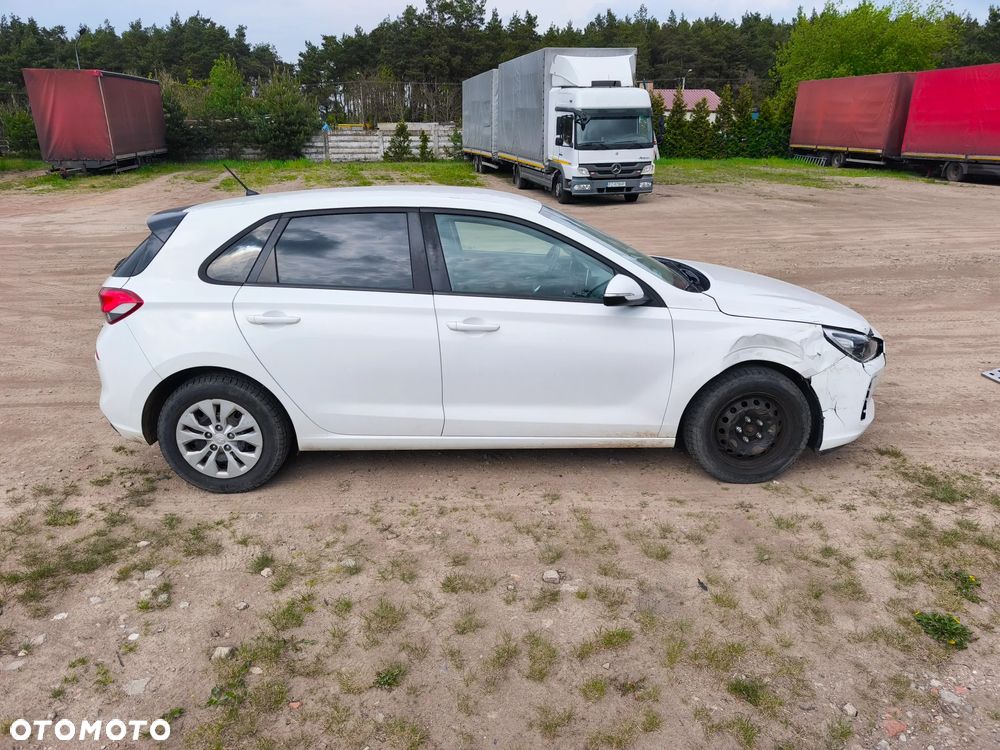 Hyundai i30 1.4 Comfort - 6