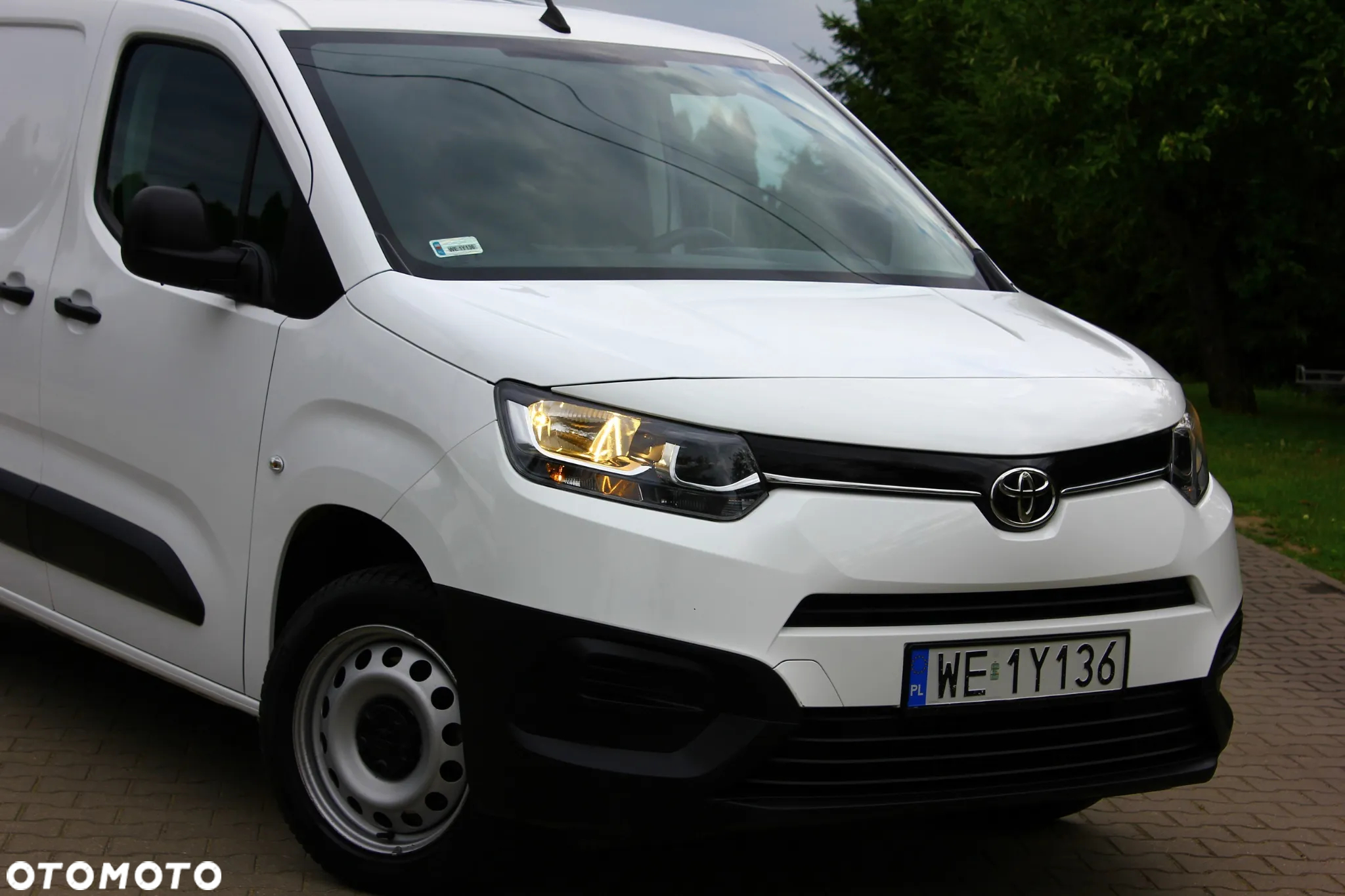 Toyota Proace City 1.5D-4D 102KM LONG L2  3 Osobowy Blaszak - 2