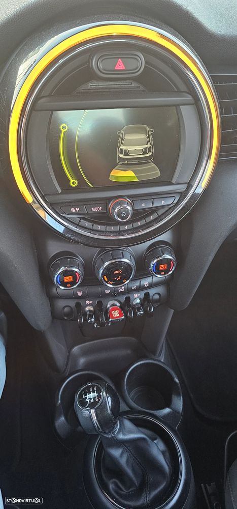 MINI 3 Portas Cooper D - 15