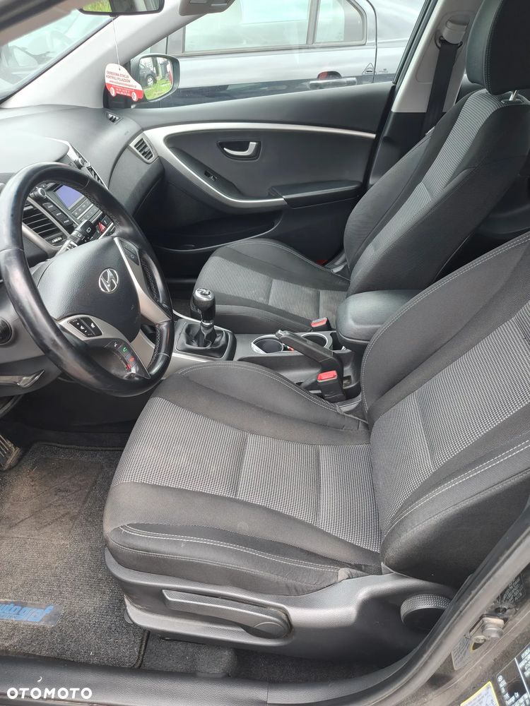 Hyundai i30 1.6 CRDi Comfort - 6