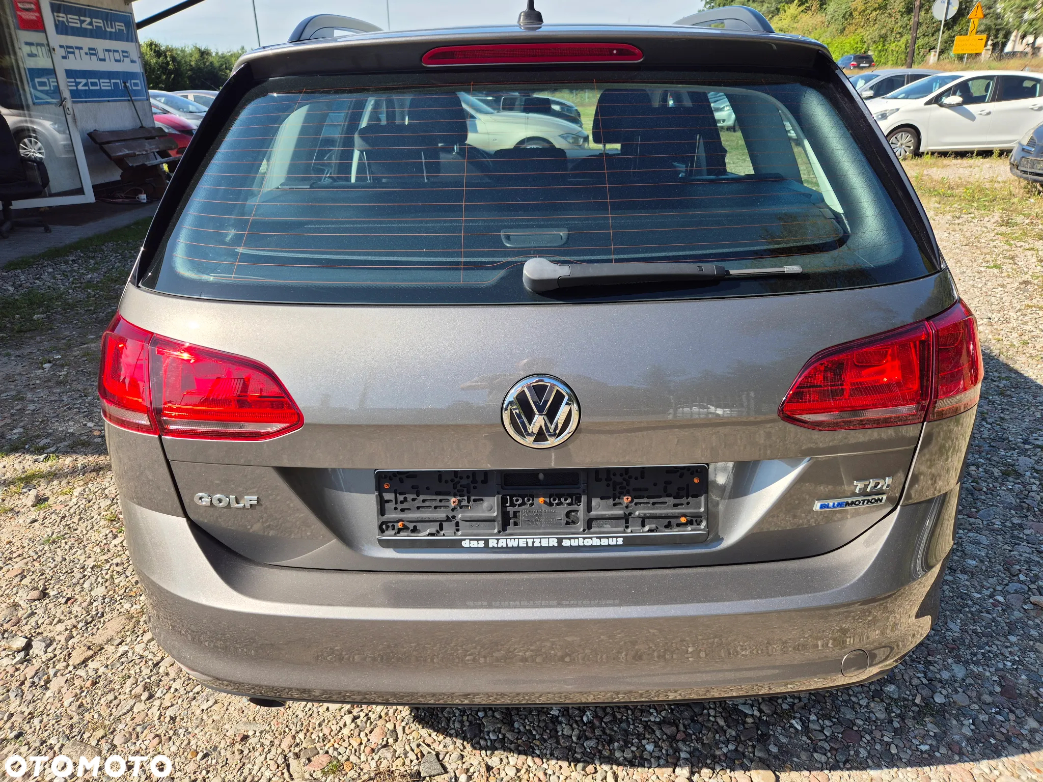 Volkswagen Golf - 5