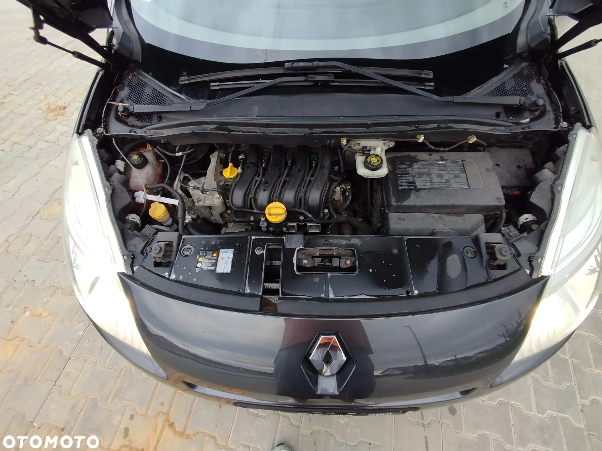 Renault Grand Scenic 1.6 16V 110 Dynamique - 13