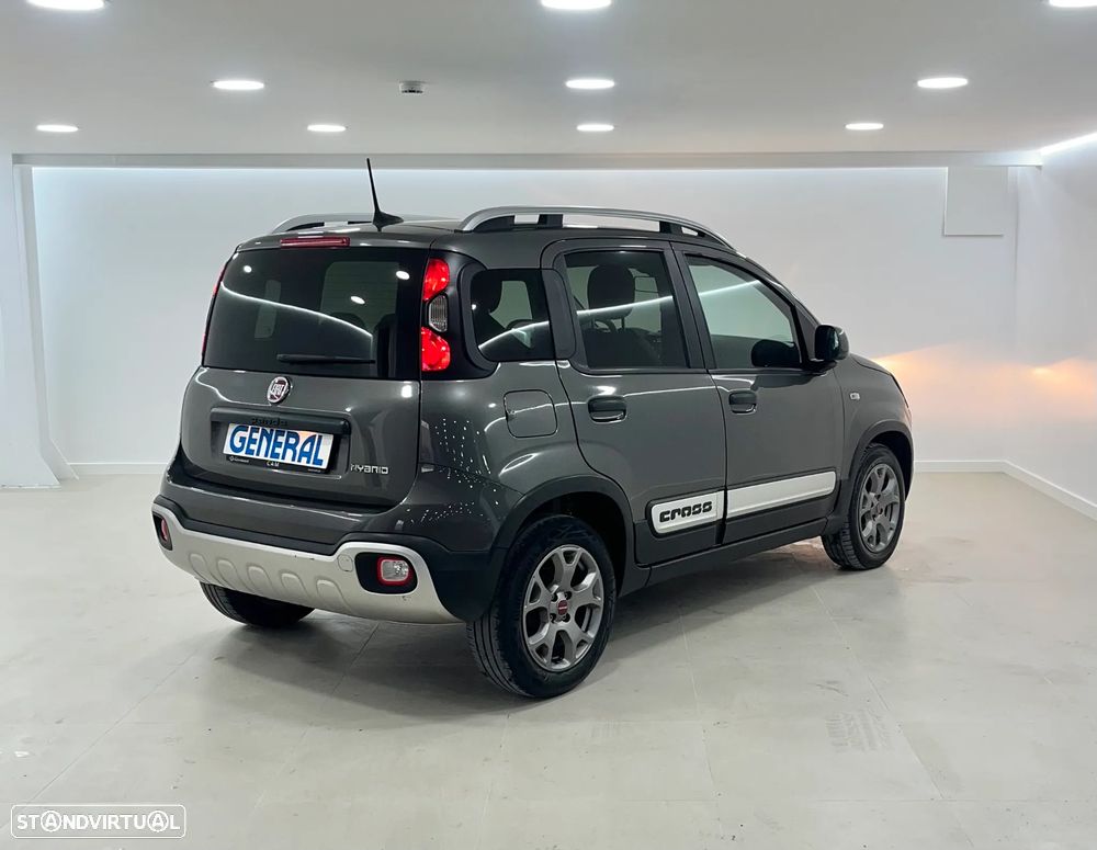 Fiat Panda 1.0 Hybrid Cross - 4