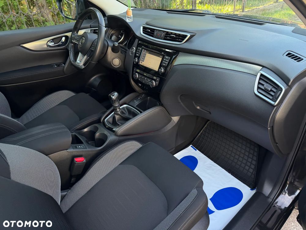 Nissan Qashqai 1.5 dCi N-Connecta - 13