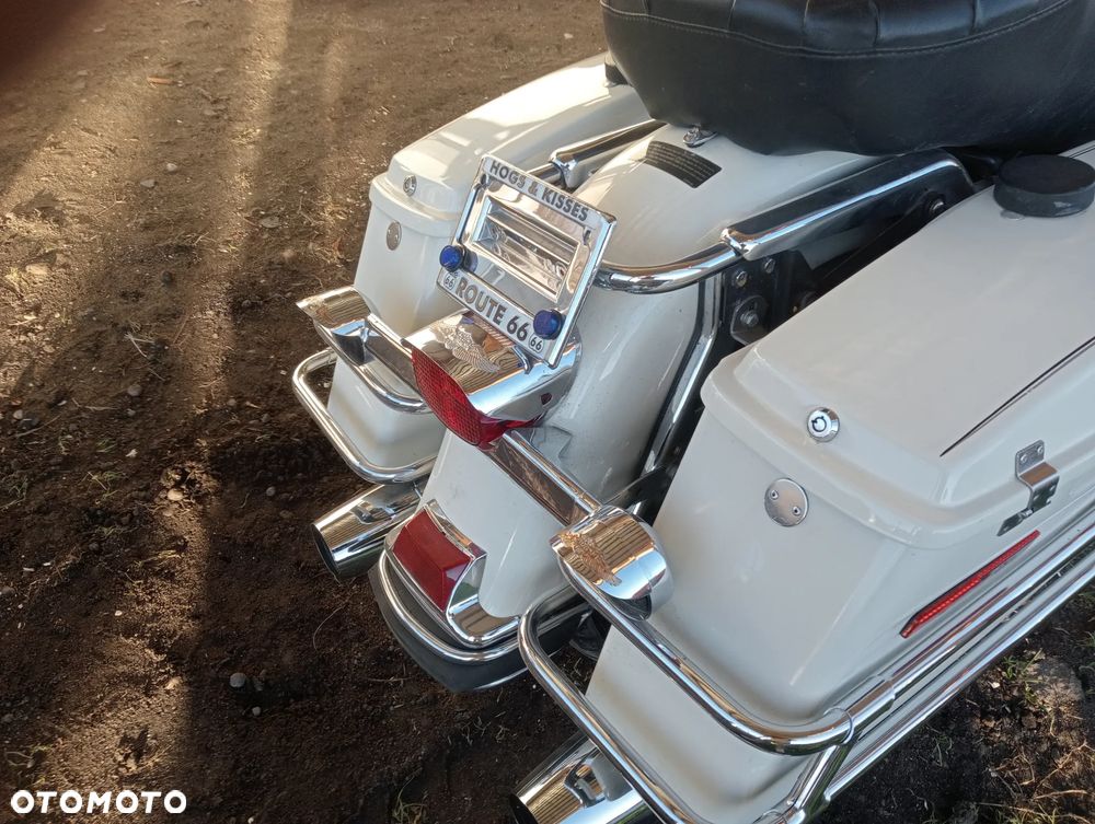 Harley-Davidson FLHT Electra Glide Standard - 16