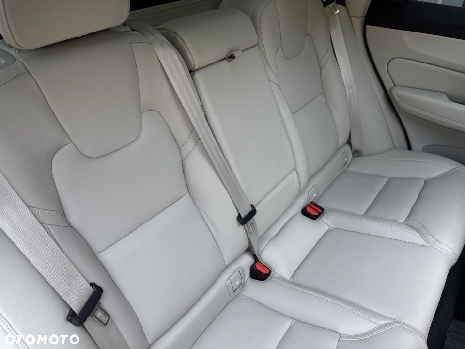 Volvo XC 60 - 12