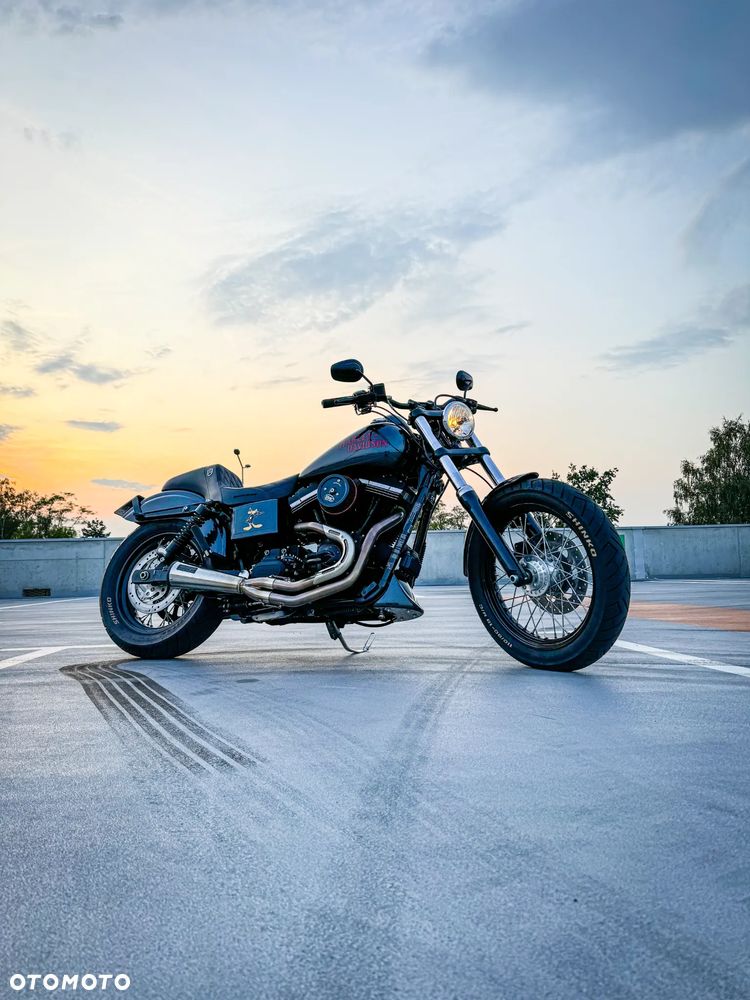 Harley-Davidson Dyna Street Bob - 13