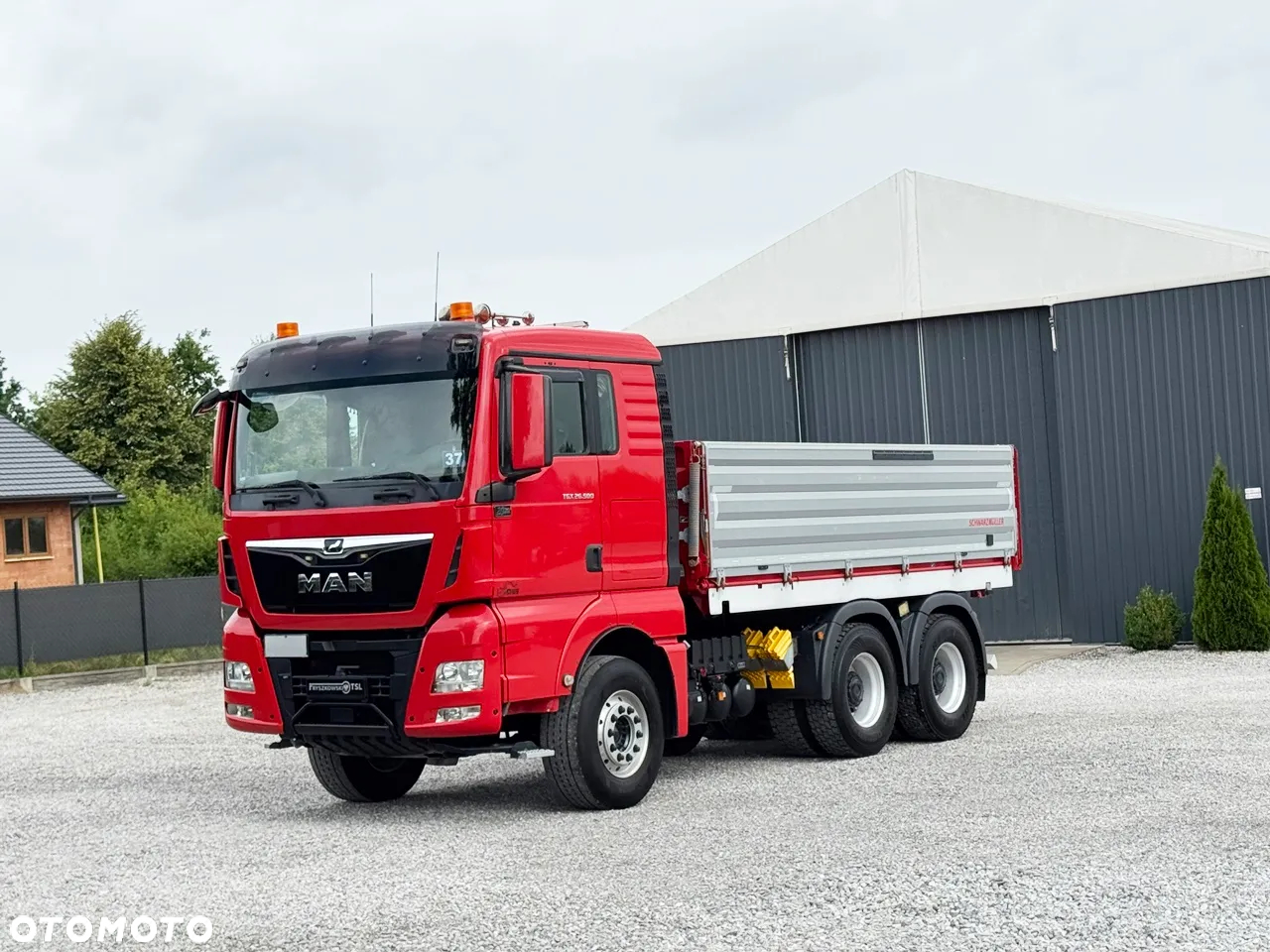 MAN TGX 26.500 / 6X4 / SCHWARZMULLER 3-STRONNY / Z NIEMIEC - 2