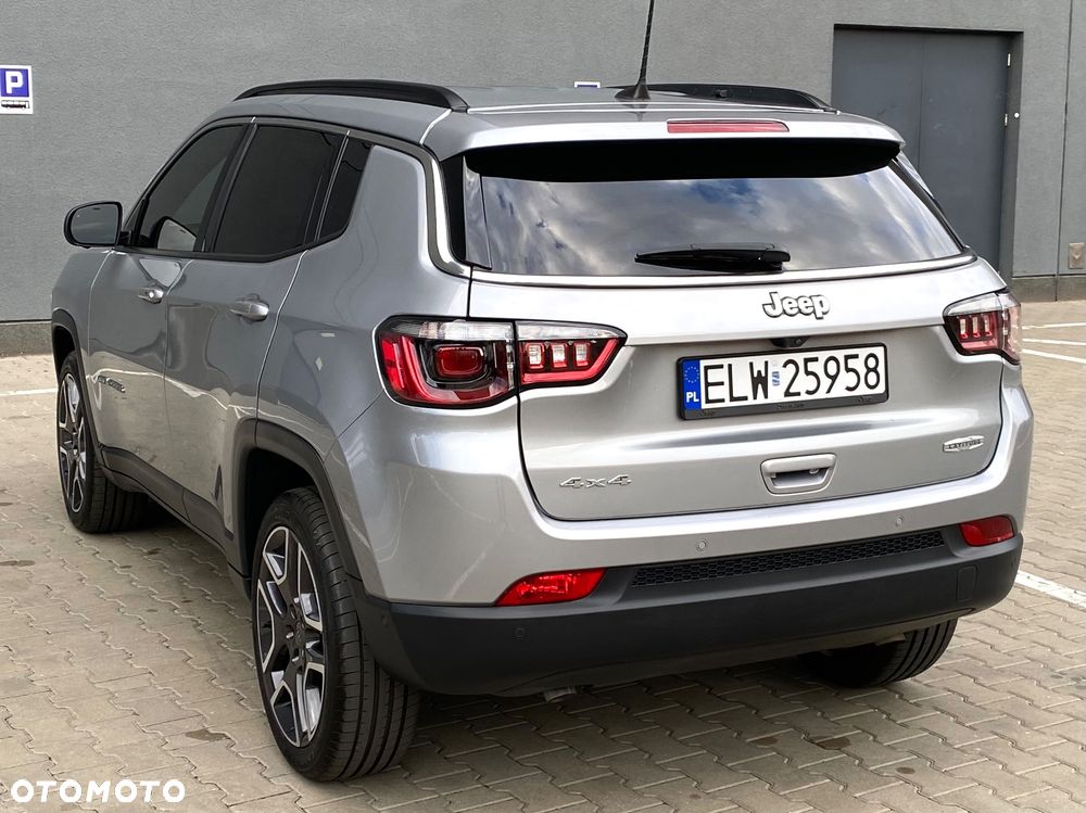 Jeep Compass - 4