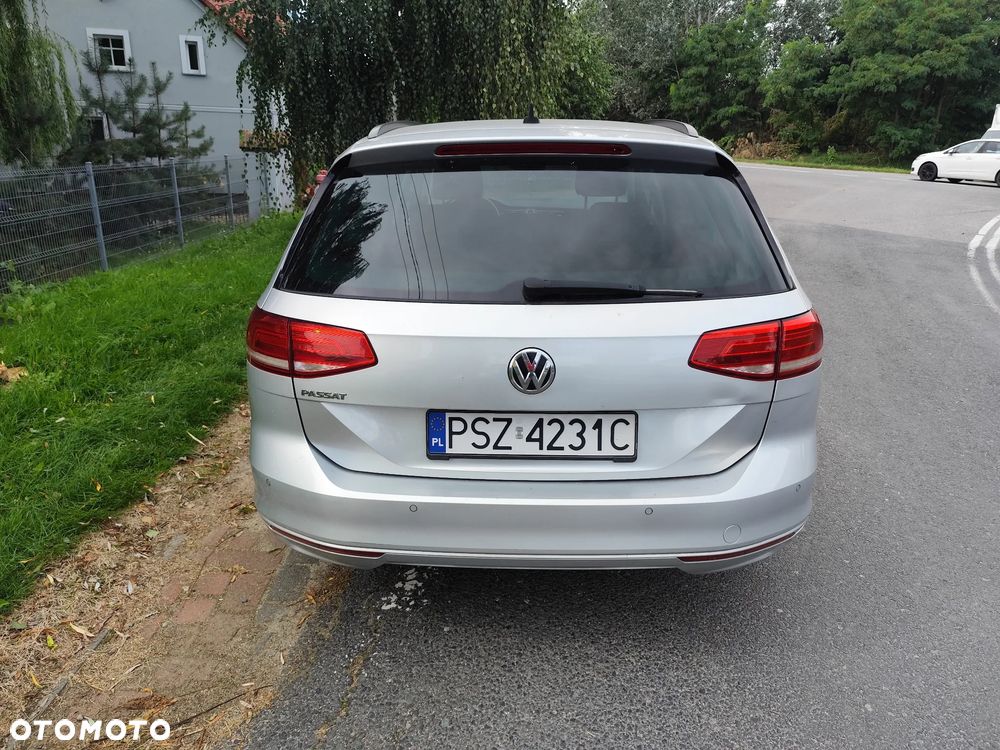 Volkswagen Passat Variant 2.0 TDI SCR Comfortline - 6
