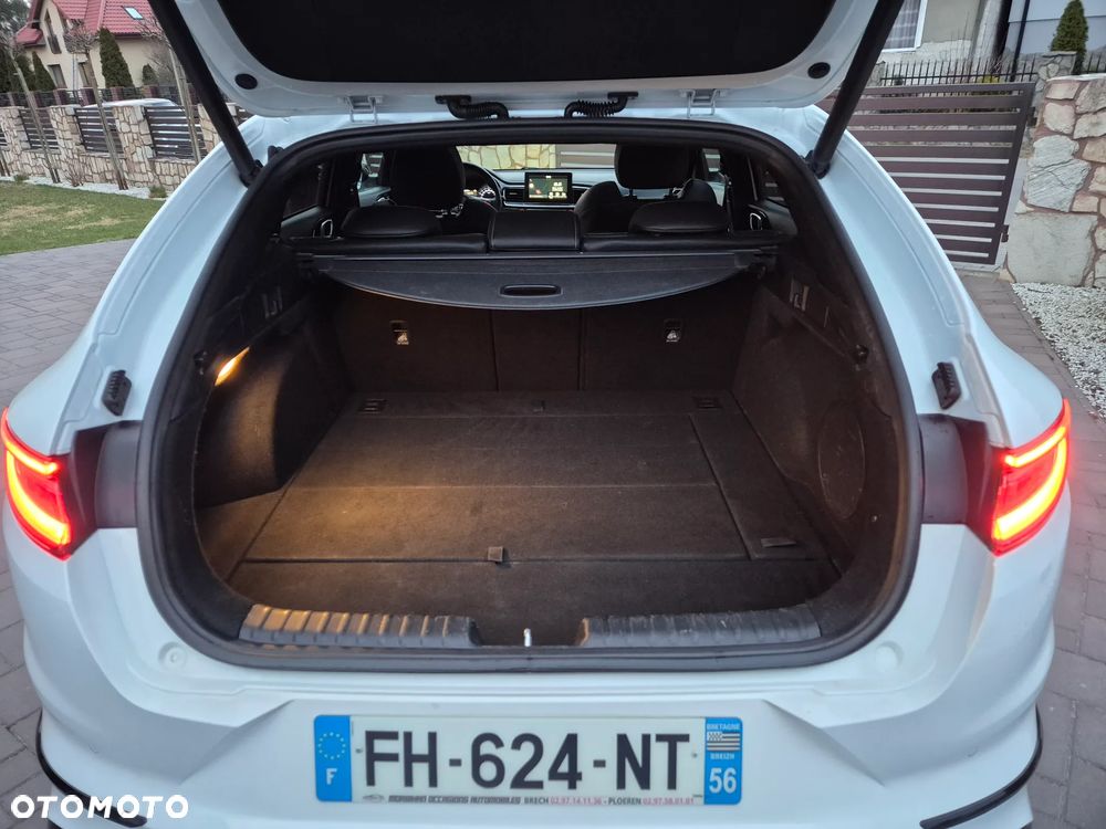 Kia ProCeed 1.6 CRDi DCT7 SCR GT LINE - 32