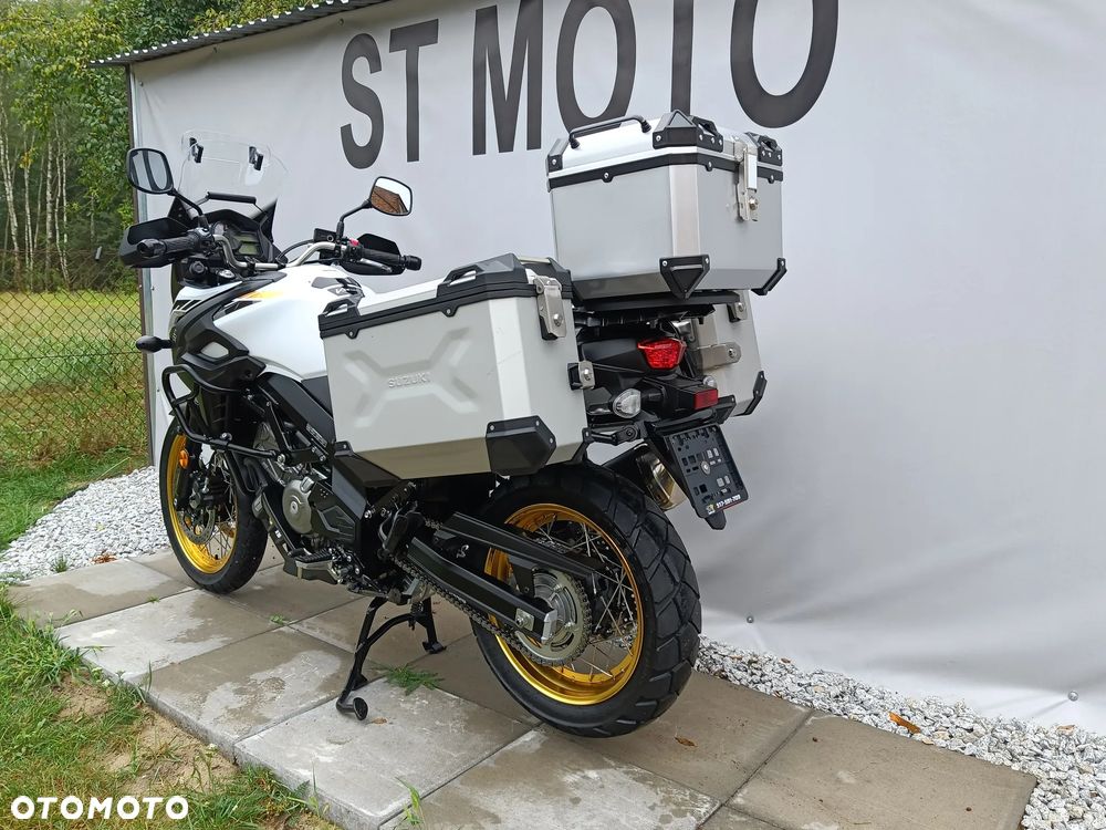 Suzuki DL - 6