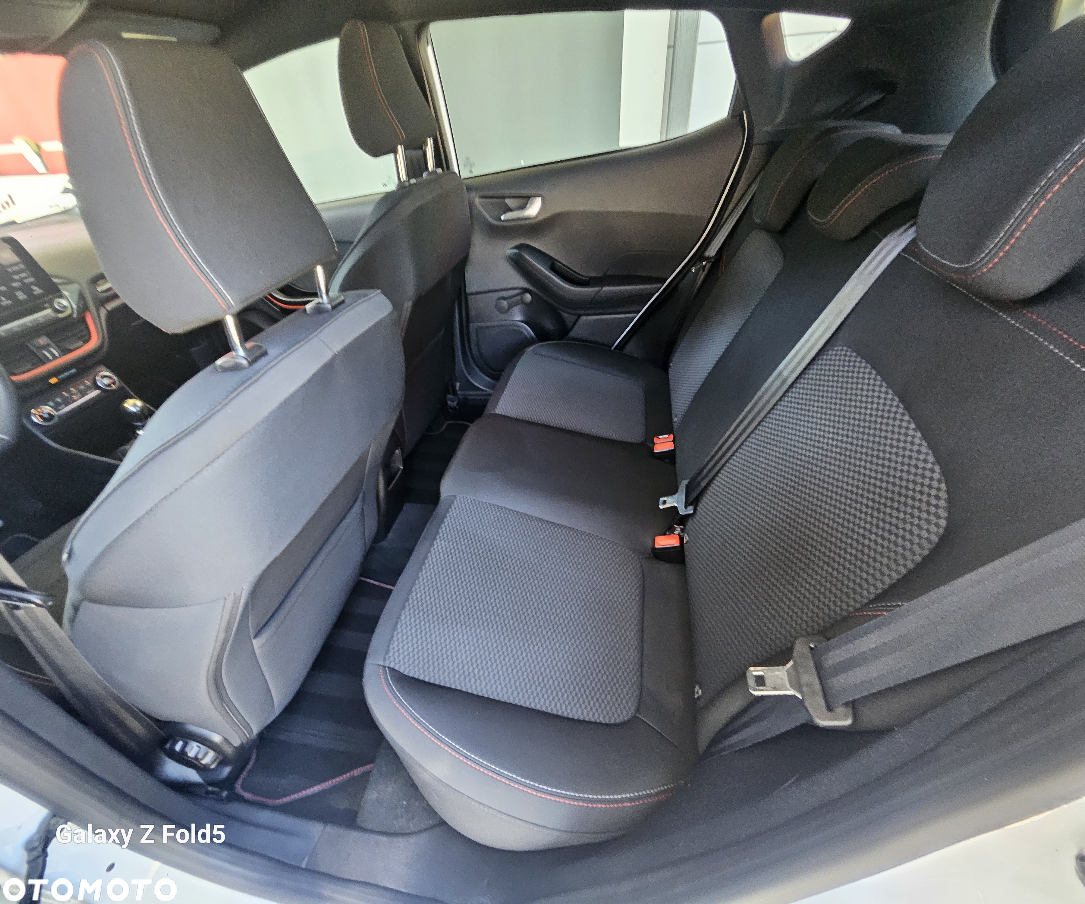 Ford Fiesta 1.0 EcoBoost S&S ST-LINE - 21