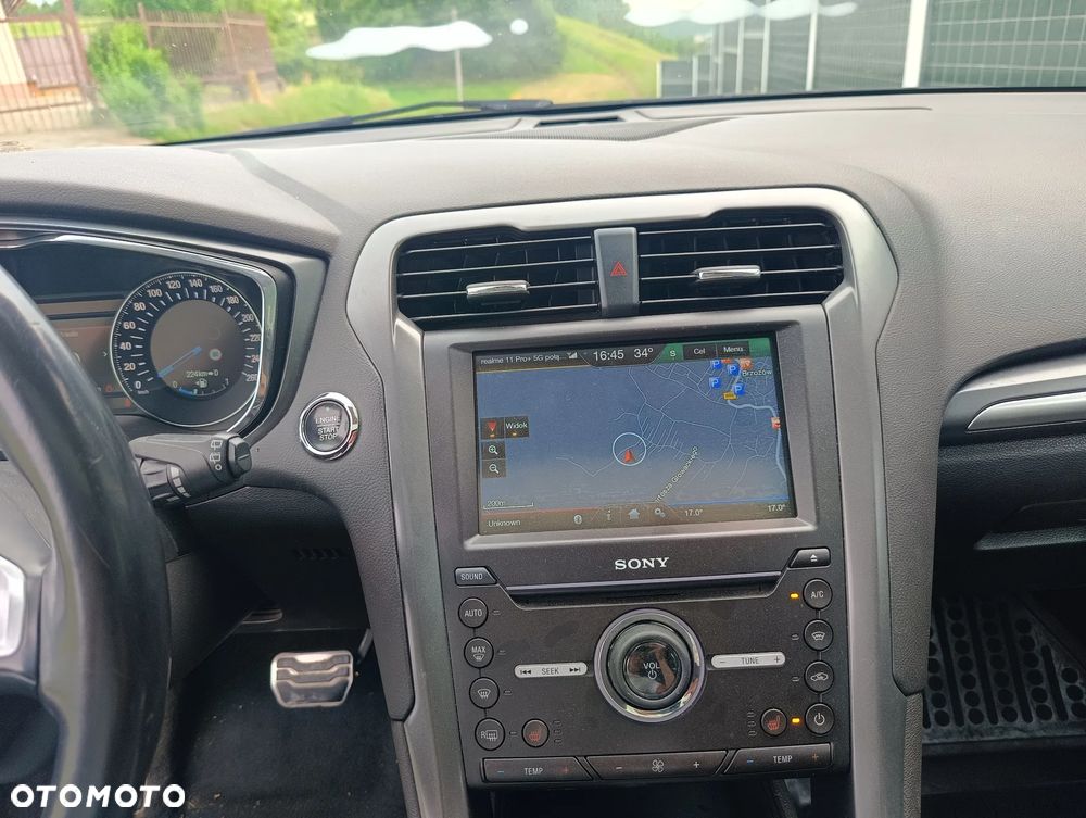 Ford Mondeo - 29