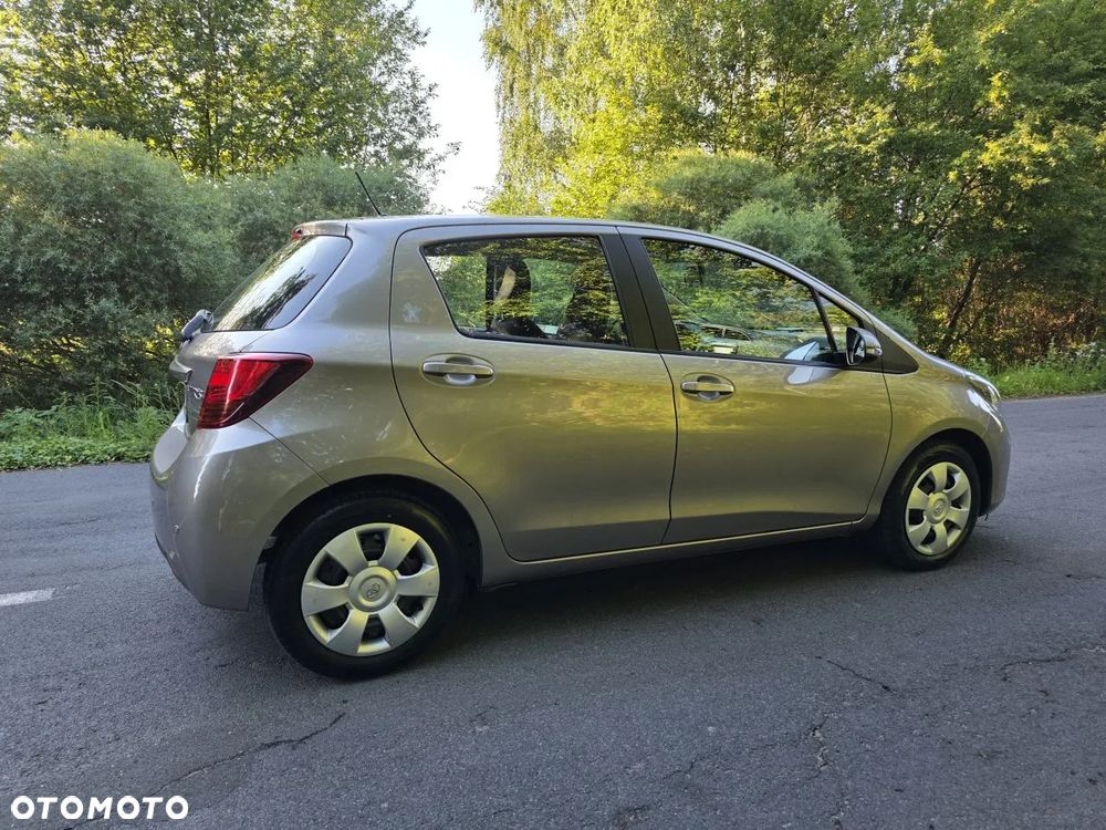 Toyota Yaris 1.33 Premium MS - 29
