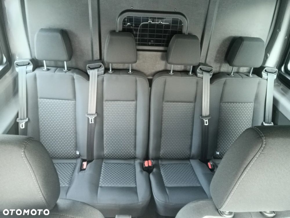 Ford Transit - 15