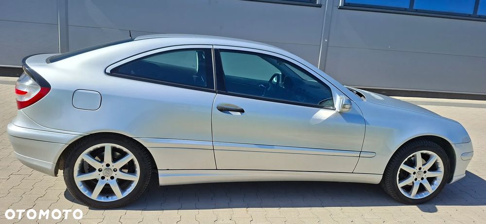 Mercedes-Benz Klasa C 180 Kompressor - 13