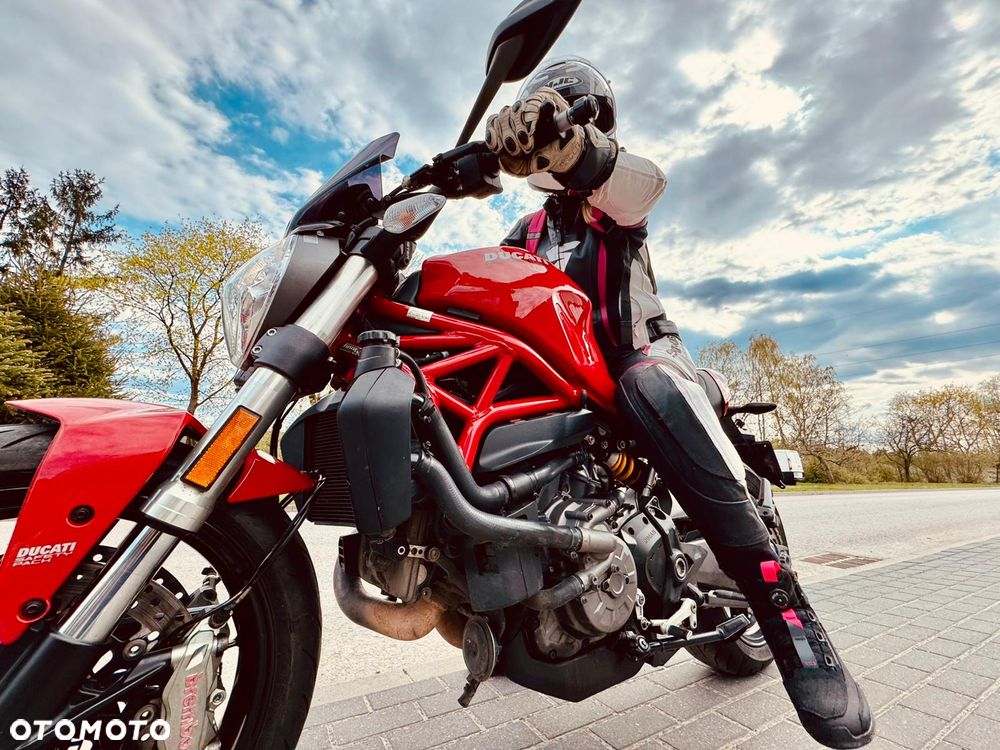 Ducati Monster - 1