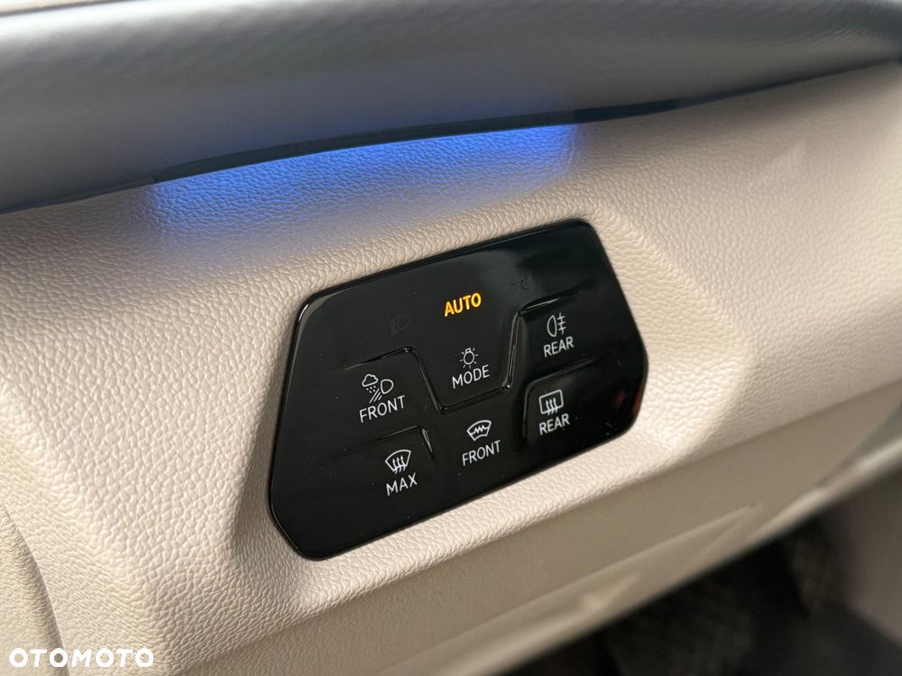 Volkswagen Multivan 2.0 TDI L1 70 Years Bulli DSG - 15